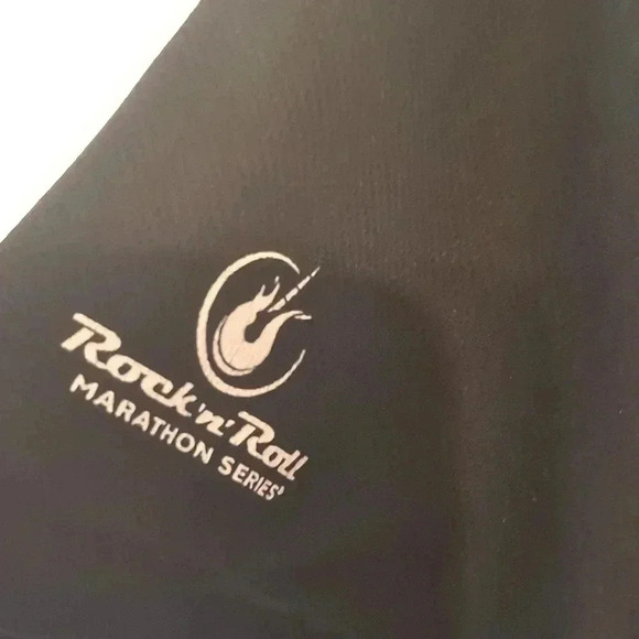 Rock'N'Roll Savanah Brooks T-Shirt EUC Size Medium 100%Polyester - Picture 5 of 8